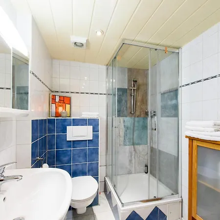 Apartment Sonnenschein In Harmonie Und Farbe